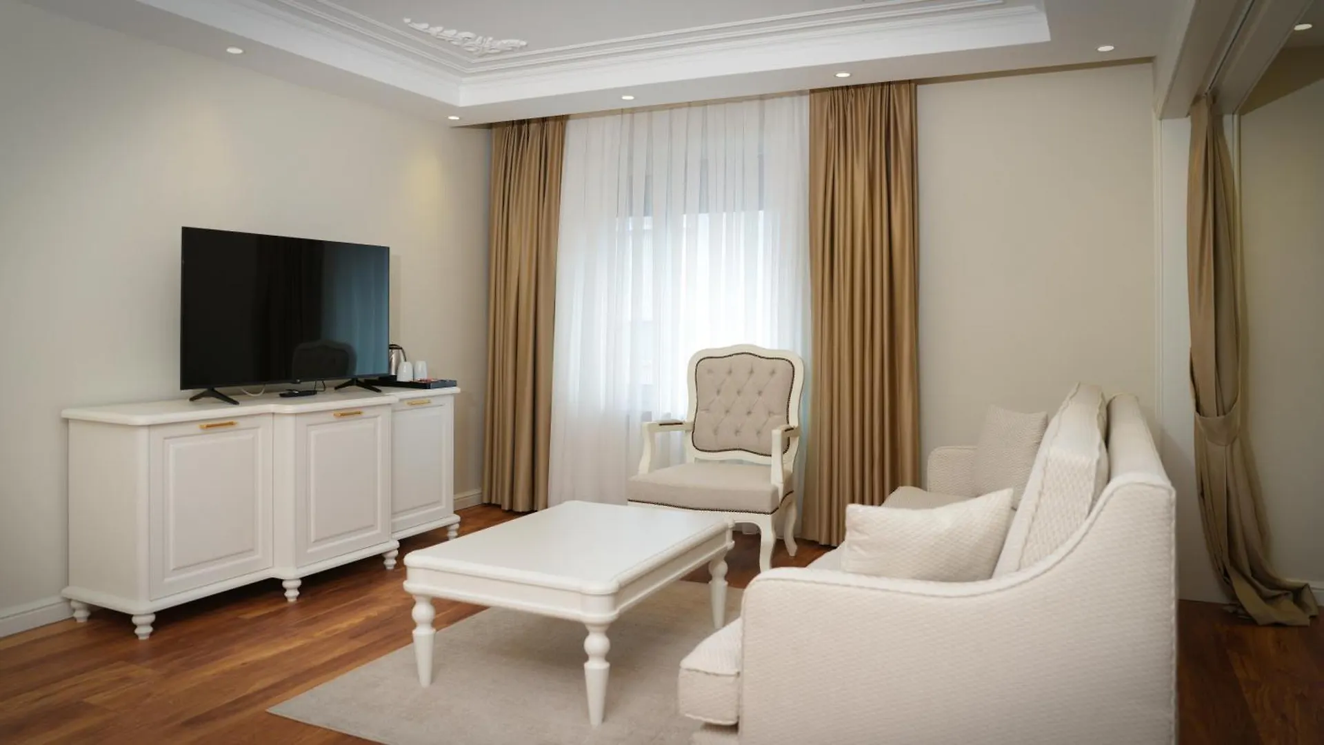 Gaia Suites Istanbul Hotel